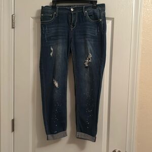 Wallflower distressed capri junior jeans